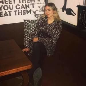 Meet your Posher, Carrie